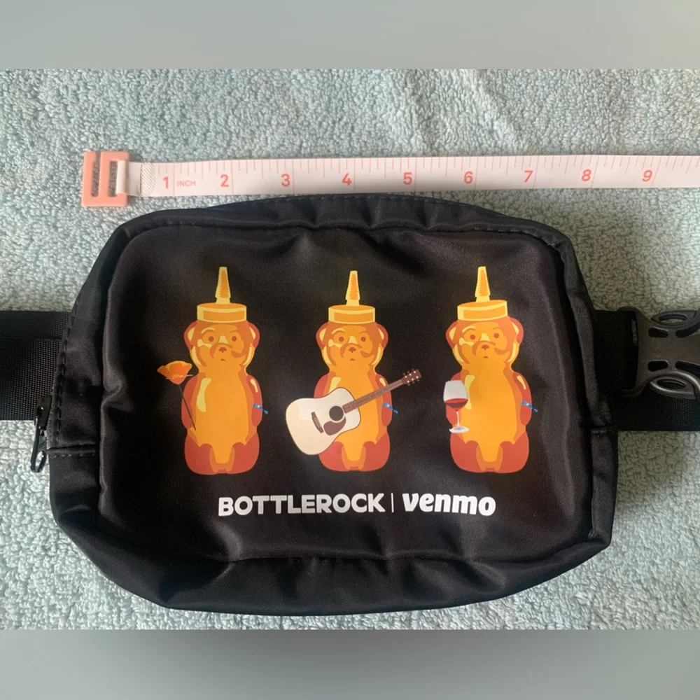 BottleRock Festival Fanny Pack Sling Crossbody Bag Poppy Honey Bear Guitar Wine - Picture 4 of 8
